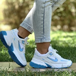 فروش ویژهه کفش کتونی اسپرت دخترانه زنانه مدل نایک  زیره نرم و منحصر به فرد رنگ سفید آبی زیره مقاوم و بادوام با ارسال رایگان