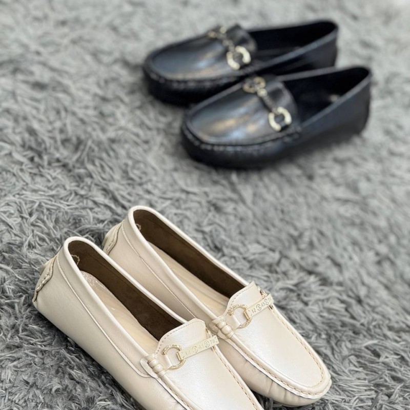 کالج ۱۲۳براق بالنسیاگا