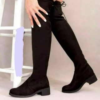 چکمه بالای زانو