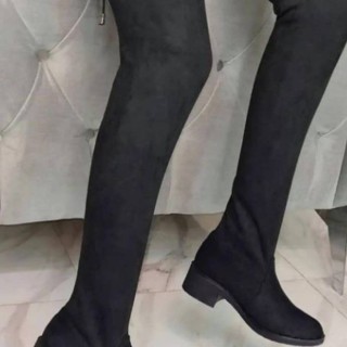 چکمه بالای زانو