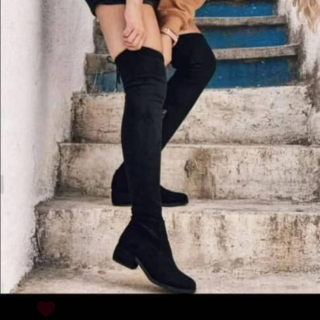 چکمه بالای زانو