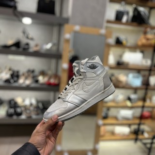 جردن ۱ زنانه و مردانه (درجه ۲)