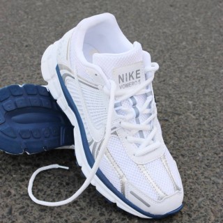 نایک وورو - nike vomero 5