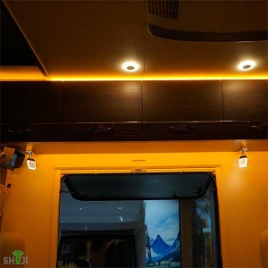 چراغ مطالعه دیواری + شارژر USB کمپر و کاروان SH-1208