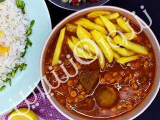 خورش قیمه بادمجان با عدس