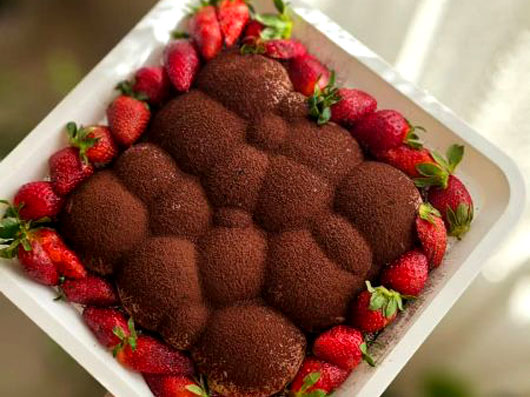 دسر شکلاتی با عطر بهار نارنج