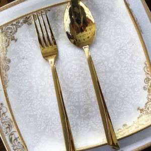 سرویس چینی 30 پارچه پردیس کاشان پاریس طرح  دنیا طلا