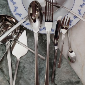 سرویس قاشق و چنگال24 نفره رزنتال کد 810