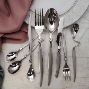 سرویس قاشق و چنگال ۳۰ نفره اس جی S.Gطرح پاپیونی مات و براق 143 پارچه