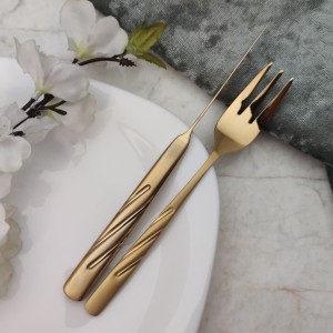 ست 12پارچه کارد وچنگال میوه خوری (3 بعدی) خط طلایی ‌