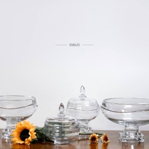 سرویس پذیرایی کریستال مورا