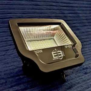پروژکتور LED آرش 30 وات | 2% الی 8% تخفیف