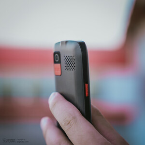 گوشی موبایل ژیواکو مدل F121 دو سیم کارت