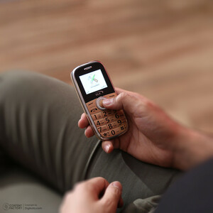 گوشی موبایل جی ال ایکس مدل F8 دو سیم کارت