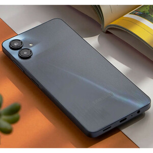 گوشی موبایل سامسونگ مدل Galaxy A06 دو سیم کارت ظرفیت 128 گیگابایت و رم 4 گیگابایت - به همراه شارژر 25 وات سامسونگ