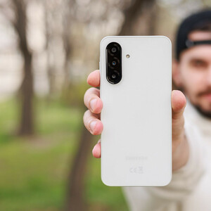 گوشی موبایل سامسونگ مدل Galaxy A26 دو سیم کارت ظرفیت 256 گیگابایت و رم 8 گیگابایت - ویتنام - به همراه شارژر 25 وات سامسونگ