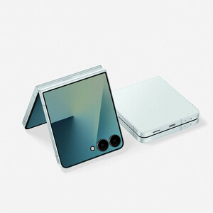 گوشی موبایل سامسونگ مدل Galaxy Z Flip 7 تک سیم‌کارت ظرفیت 256 گیگابایت و رم 12 گیگابایت  - ویتنام - به همراه هدیه اسپیکر بلوتوثی جی بی ال مدل Clip 2