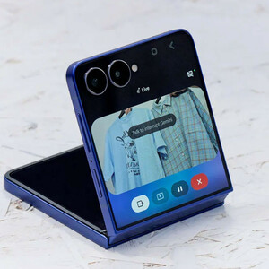 گوشی موبایل سامسونگ مدل Galaxy Z Flip 7 تک سیم‌کارت ظرفیت 256 گیگابایت و رم 12 گیگابایت  - ویتنام - به همراه هدیه اسپیکر بلوتوثی جی بی ال مدل Clip 2