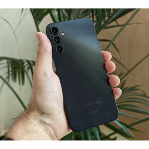 گوشی موبایل سامسونگ مدل Galaxy A14 دو سیم کارت ظرفیت 128 گیگابایت و رم 4 گیگابایت به همراه شارژر سامسونگ