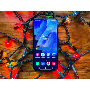 گوشی موبایل سامسونگ مدل Galaxy S21 FE 5G دو سیم‌ کارت ظرفیت 128 گیگابایت و رم 8 گیگابایت نسخه اسنپدراگون - اکتیو