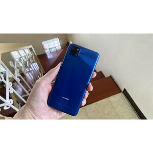 گوشی موبایل هوآوی مدل Y5p DRA-LX9 دو سیم‌ کارت ظرفیت 32 گیگابایت و رم 2 گیگابایت به همراه کارت حافظه microSDXC توشیبا مدل EXCERIA M302-EA کلاس 10 ظرفیت 64 گیگابایت