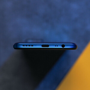 گوشی موبایل ریلمی مدل 8PRO RMX3081 دو سیم کارت ظرفیت 128 گیگابایت و رم 8 گیگابایت