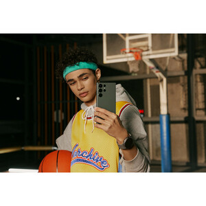 گوشی موبایل سامسونگ مدل Galaxy S23 Ultra دو سیم کارت ظرفیت 512 گیگابایت و رم 12 گیگابایت به همراه شارژر 45 وات سامسونگ