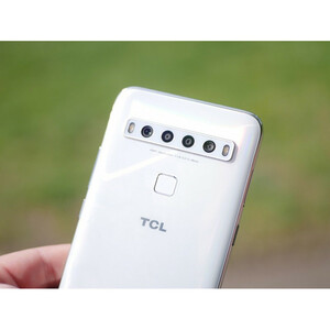 گوشی موبایل تی سی ال مدل TCL 10L دو سیم کارت ظرفیت 256 گیگابایت و رم 6 گیگابایت