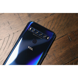 گوشی موبایل تی سی ال مدل TCL 10L دو سیم کارت ظرفیت 256 گیگابایت و رم 6 گیگابایت