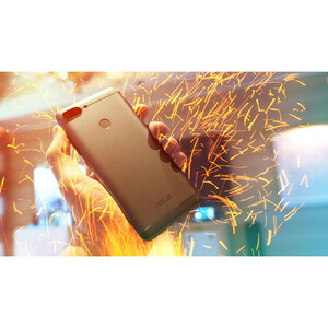 گوشی موبایل ایسوس مدل Zenfone Max Plus ZB570TL دو سیم کارت ظرفیت 64 گیگابایت