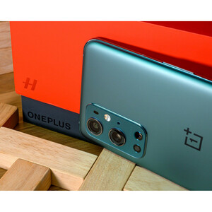 گوشی موبایل وان پلاس مدل 9 Pro دو سیم‌ کارت ظرفیت 256 گیگابایت و رم 12 گیگابایت