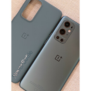 گوشی موبایل وان پلاس مدل 9 Pro دو سیم‌ کارت ظرفیت 256 گیگابایت و رم 12 گیگابایت