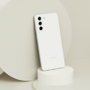 گوشی موبایل سامسونگ مدل Galaxy S21 FE 5G دو سیم کارت ظرفیت 128 گیگابایت و رم 6 گیگابایت