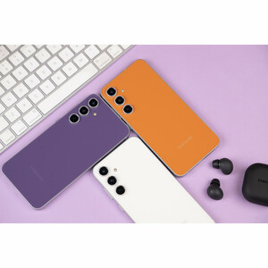 گوشی موبایل سامسونگ مدل Galaxy S23 FE دو سیم کارت ظرفیت 128 گیگابایت و رم 8 گیگابایت به همراه شارژر 25وات سامسونگ - ویتنام