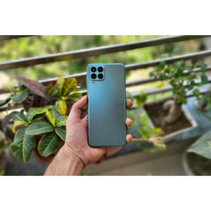 گوشی موبایل سامسونگ مدل Galaxy M33 5G SM-M336B/DS دو سیم کارت ظرفیت 128 گیگابایت و رم 8 گیگابایت به همراه شارژر دیواری و کارت حافظه - اکتیو