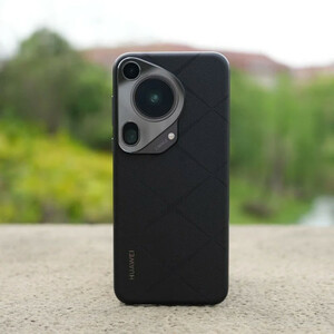 گوشی موبایل هوآوی مدل Pura 70 Ultra دو سیم کارت ظرفیت 512 گیگابایت و رم 16 گیگابایت - به همراه هدفون بلوتوثی هواوی مدل Free buds SE2