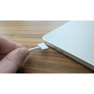 لپ تاپ 13.6 اینچی اپل مدل MacBook Air MW0Y3 2025 LLA-M4-16GB RAM-256GB SSD