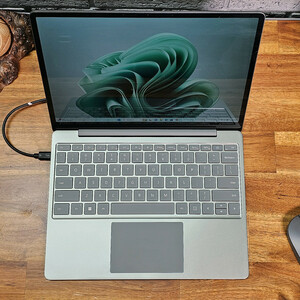 لپ تاپ 12.4 اینچی مایکروسافت مدل Surface Laptop Go 3-i5 1235U-8GB LPDDR5-256GB SSD-Touch-W11Home