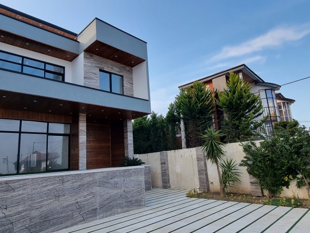 کد22 // فروش ویلا در شمال - سیسنگان - آبیدر