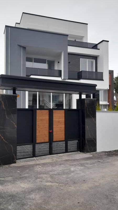 کد۳۹ // ویلا استخردار در شمال سیسنگان _  آویدر