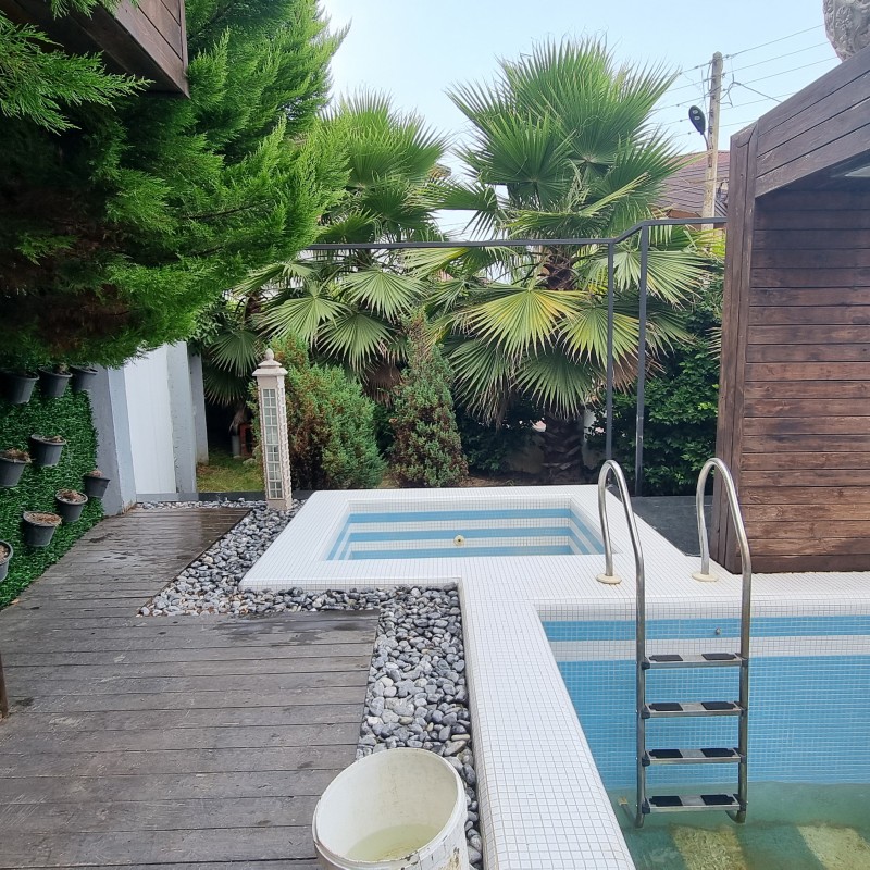 (کد۶۵) ویلا  استخردار در نوشهر - صلاح الدینکلا - شهرک آزالیا