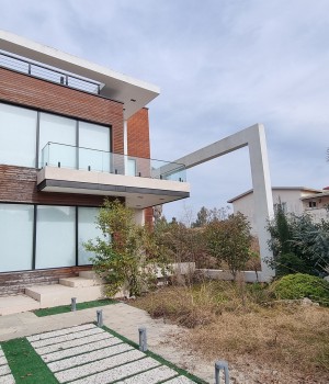 (کد۷۸) فروش ویلا شهرکی در نور - ایزدشهر