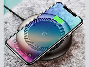 شارژر وایرلس فن دار بیسوس Baseus Whirlwind Wireless Charger With A Fan