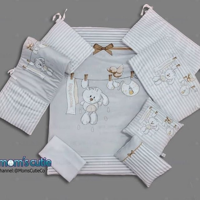 سرویس روتختی نوزاد هفت تکه طرح خرگوش بند رخت (طوسی) برند مامزکیوتی