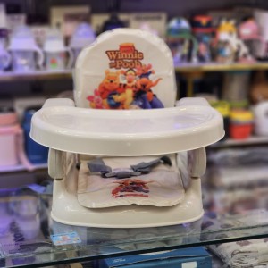 صندلی غذای کودک مدل پرتابل + کاسه و قاشق رایگان با تشک نرم عروسکی سواندا Suvanda (کرم تدی)