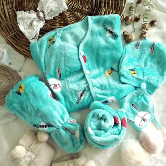 ست پنج تیکه بیمارستانی خارجی سبز خرگوش