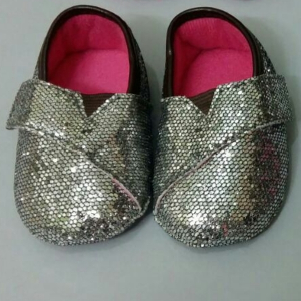 پاپوش نقره‌ای