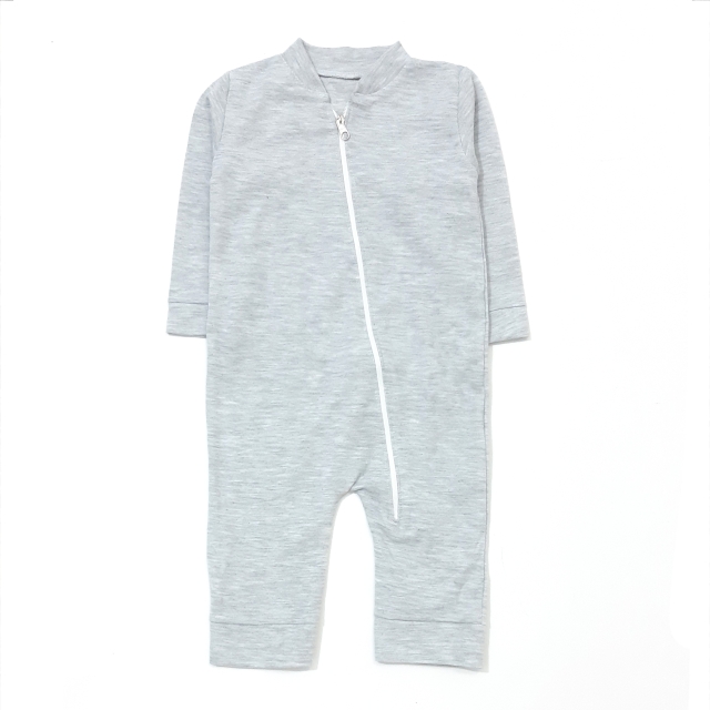 سرهمی طوسی‌کمرنگ