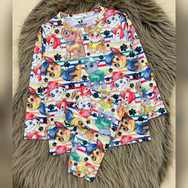 بلوز شلوار سگ‌نگهبان