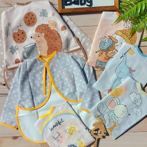 پیش بند آستین دار